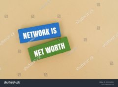 文化内容商业化路径清晰，传播公司拓展变现方式